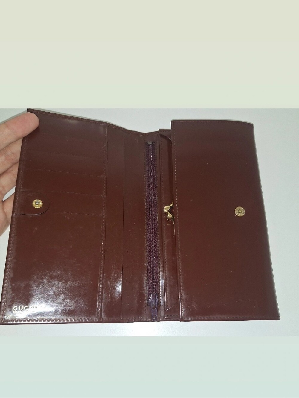 Gucci Brown Patent Leather Kisslock Wallet EUC - Picture 2 of 4